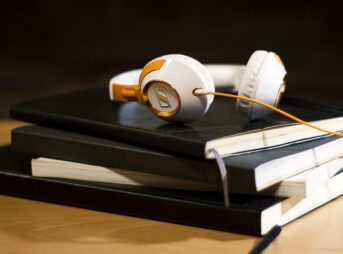 Audibleの聴く読書のイメージ画像。